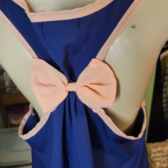 Vague Fashion Blue Long top with Pink Trim & Bow on Back - Picture 10 of 12